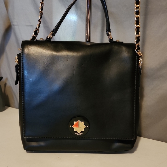 Kate Spade Black and Gold Shoulder Bag with Leopard Zip Opt & Geometric Closure - Picture 2 of 11
